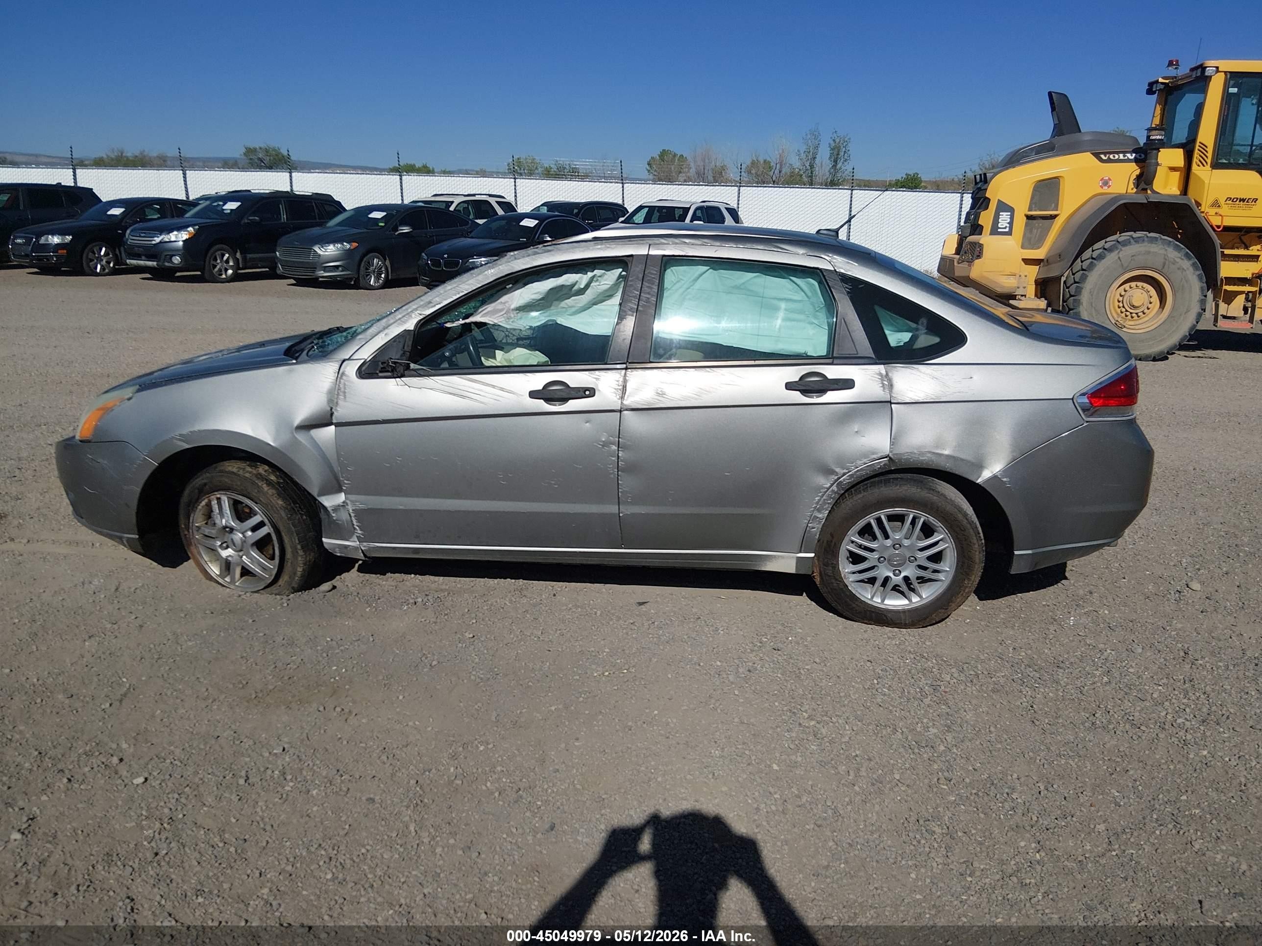 2008 Ford Focus S Tan vin: 1FAHP34N48W261605
