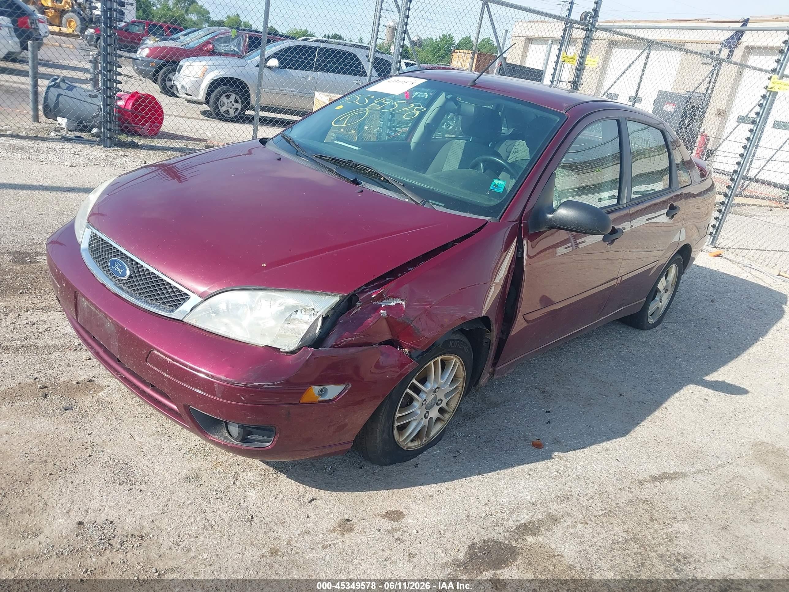 2007 Ford Focus S/se/ses Red vin: 1FAHP34N57W196875