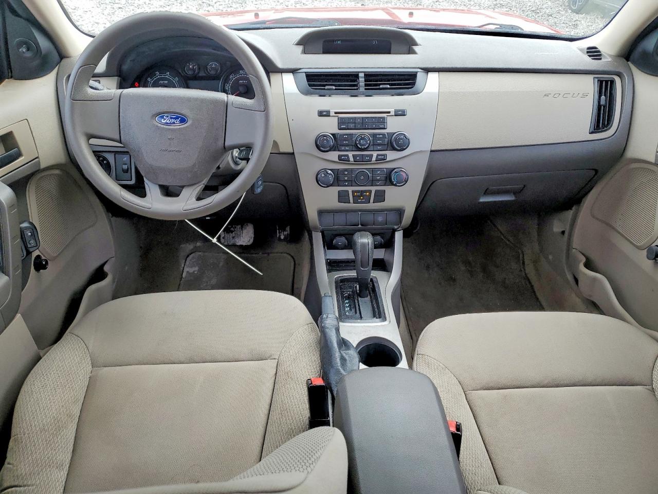 2008 Ford Focus S Red vin: 1FAHP34N58W164459