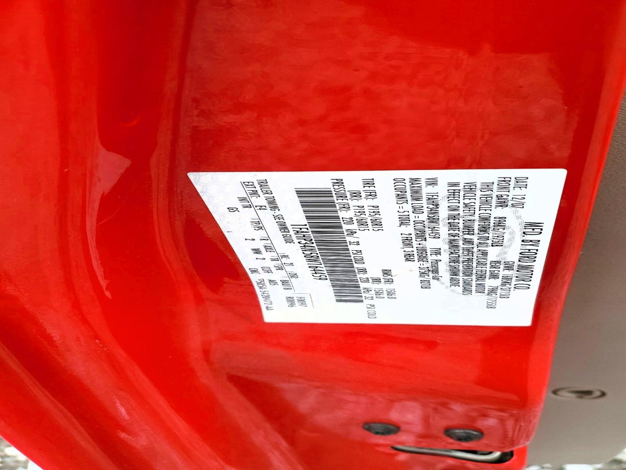 2008 Ford Focus S Red vin: 1FAHP34N58W164459