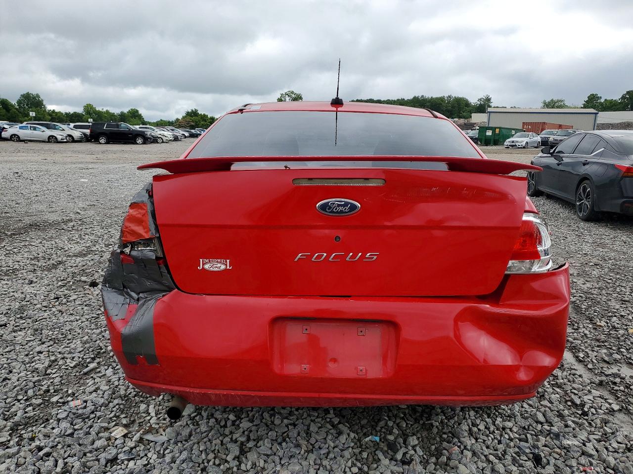 2008 Ford Focus S Red vin: 1FAHP34N58W164459