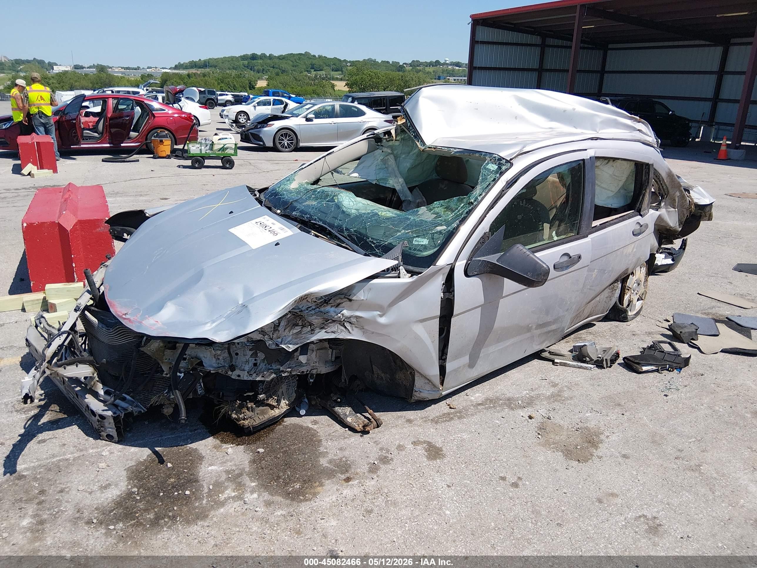 2008 Ford Focus S Silver vin: 1FAHP34N58W266344
