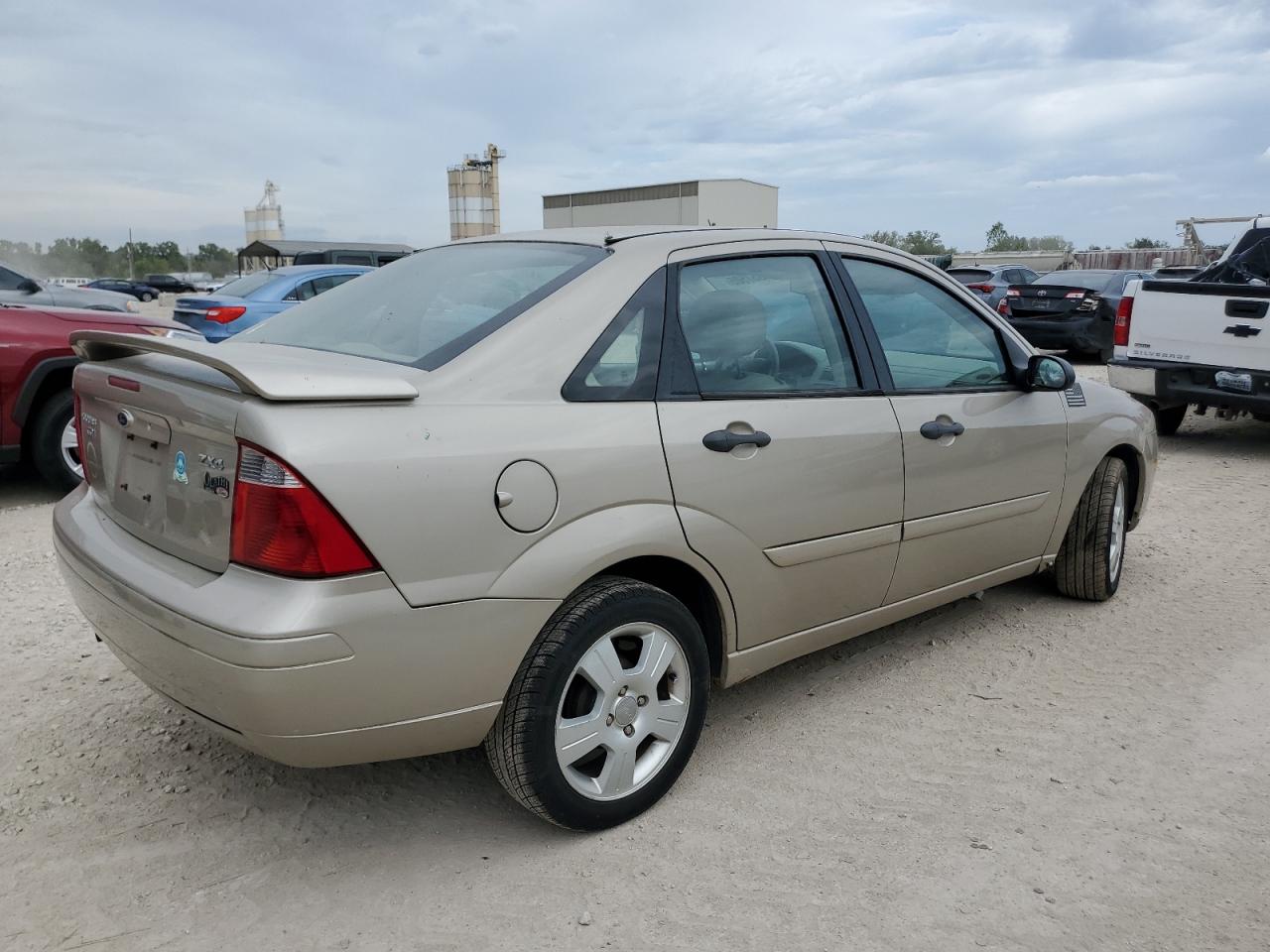 2006 Ford Focus Zx4 Beige vin: 1FAHP34N66W210703