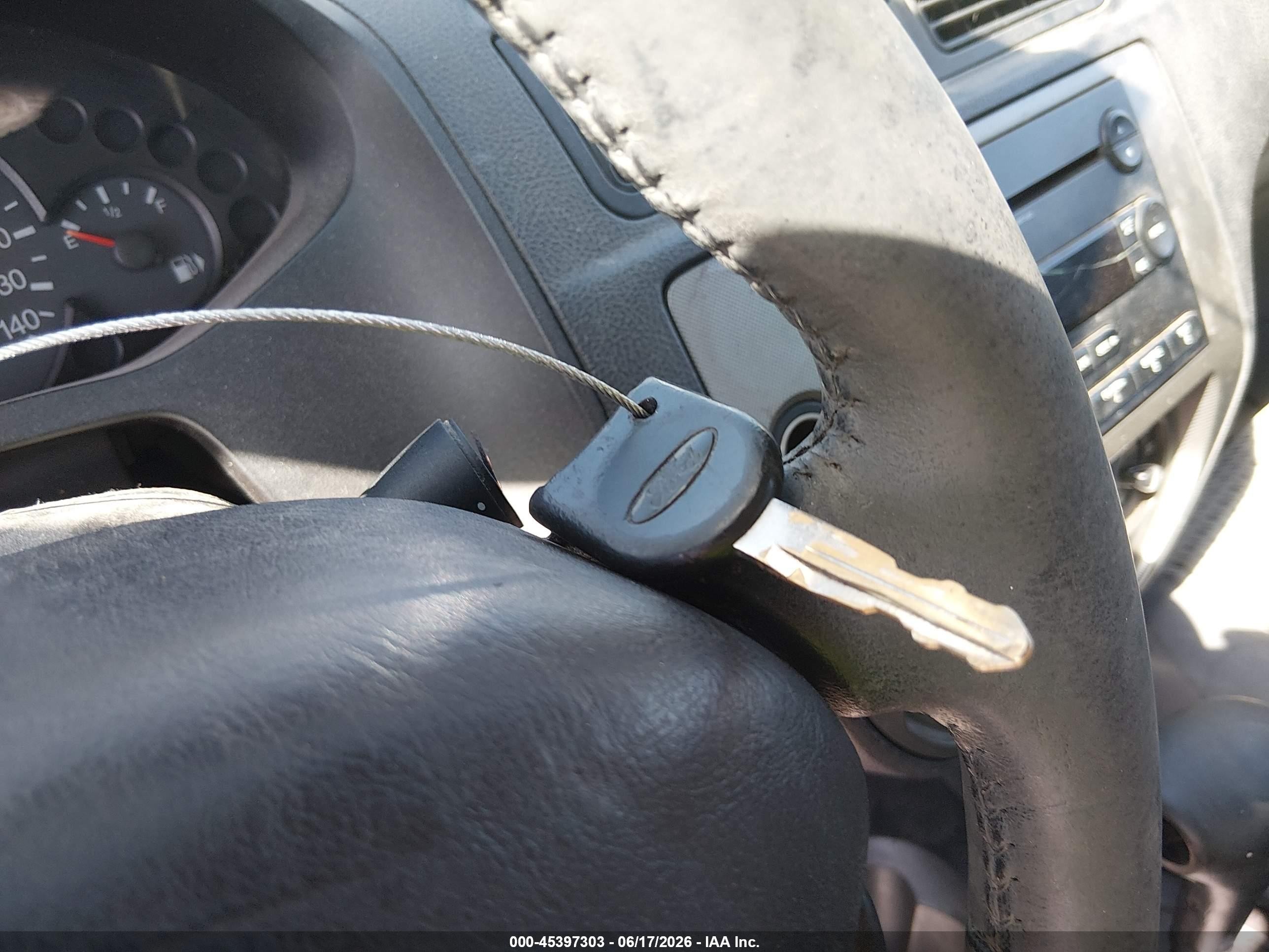 2007 Ford Focus S/se/ses Gray vin: 1FAHP34N67W157244