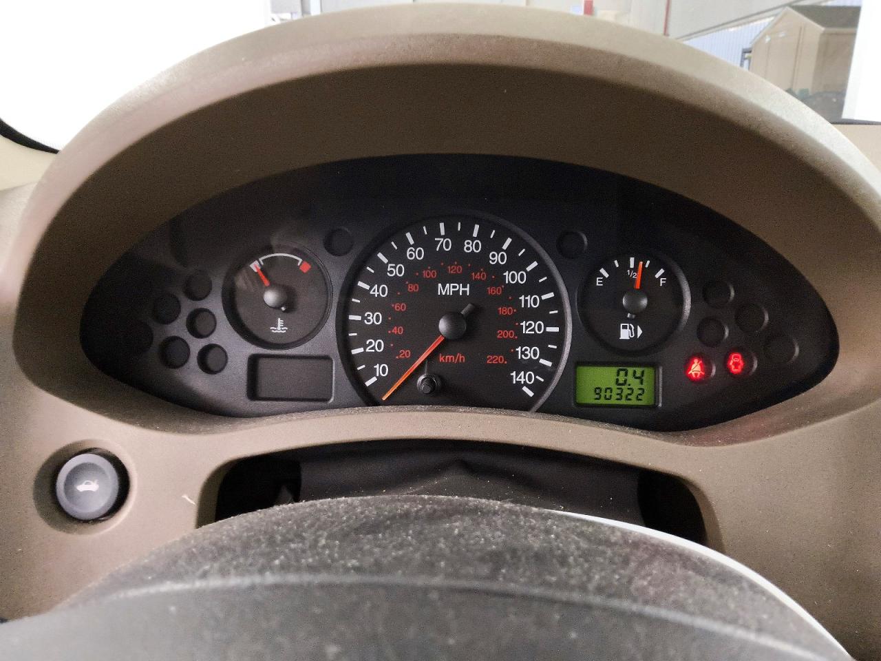2007 Ford Focus Zx4 White vin: 1FAHP34N67W323181