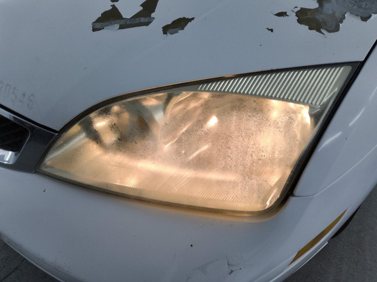 2007 Ford Focus Zx4 White vin: 1FAHP34N67W323181 Damage: Left Head Lamp, Faded, Repair Required