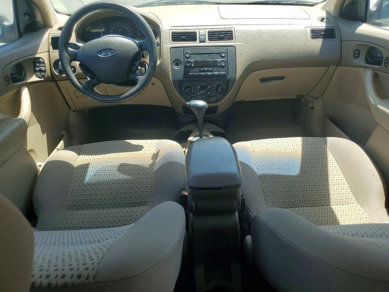 2007 Ford Focus Zx4 White vin: 1FAHP34N67W323181