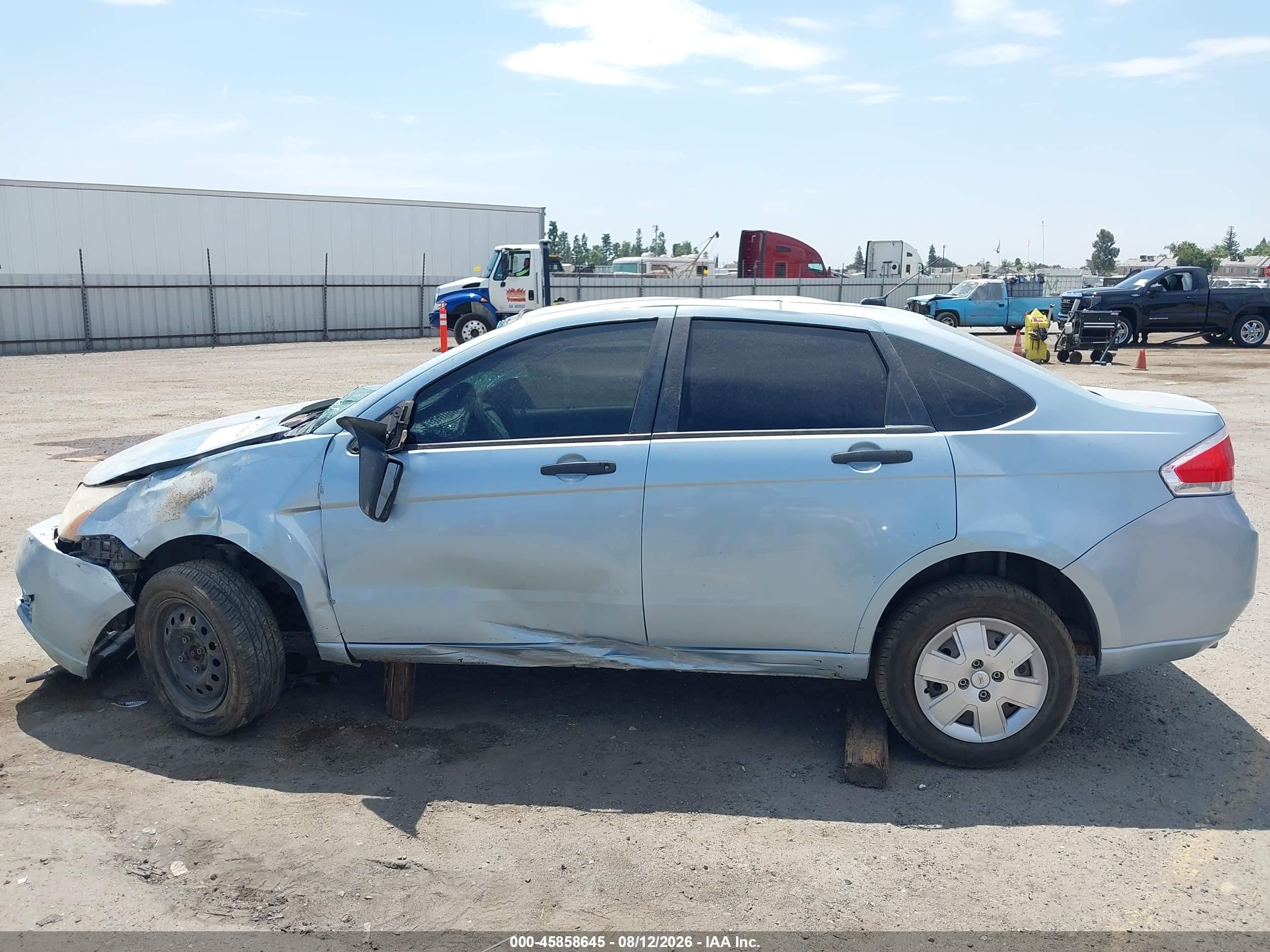 2009 Ford Focus S Light Blue vin: 1FAHP34N69W211404