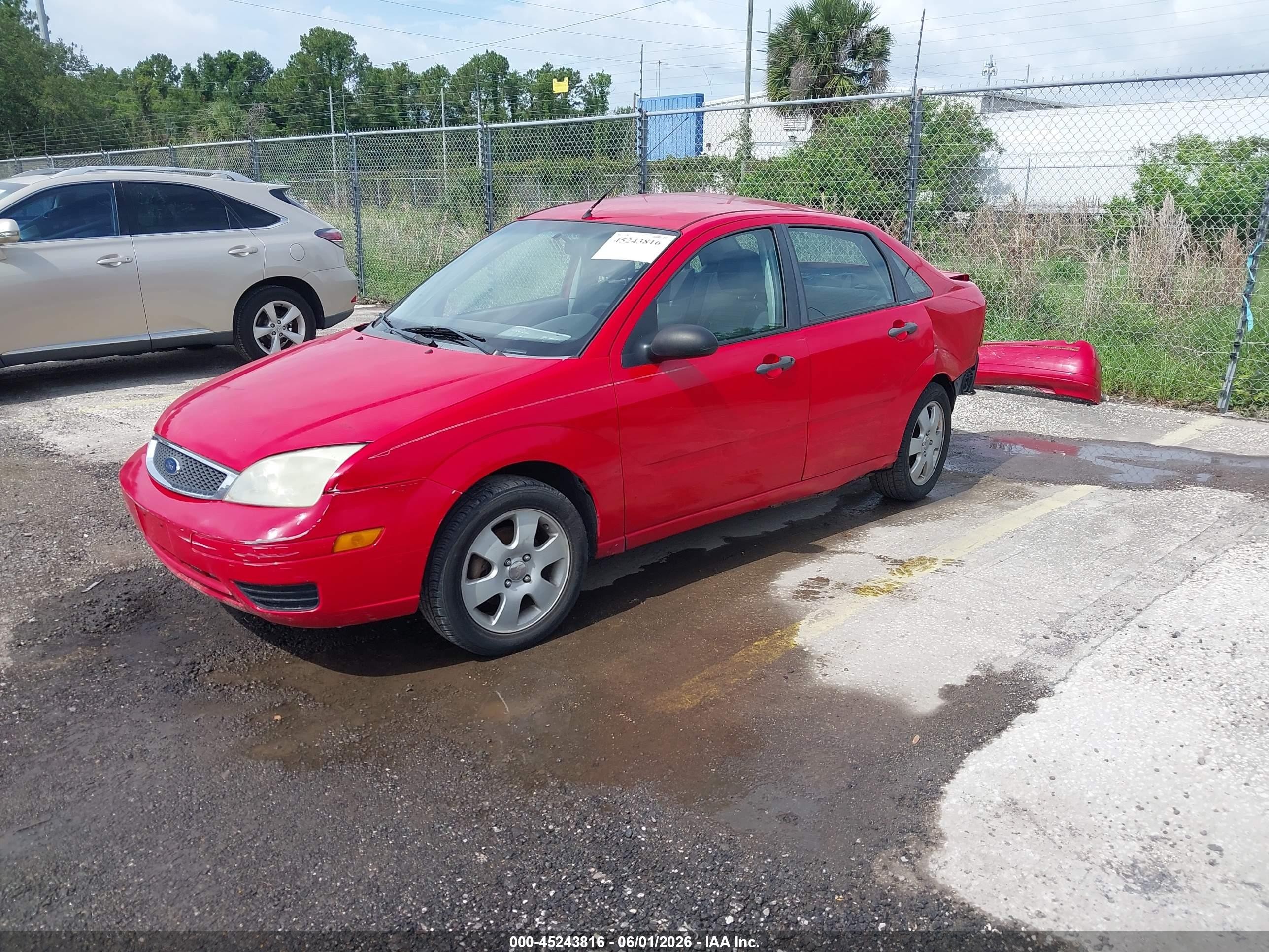 2006 Ford Focus Zx4 Red vin: 1FAHP34N76W229857