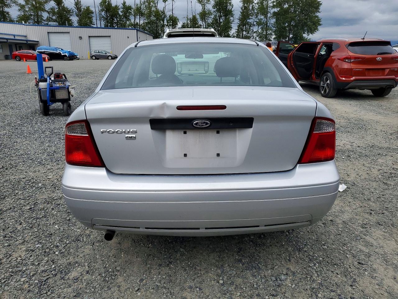 2007 Ford Focus Zx4 Silver vin: 1FAHP34N77W291003