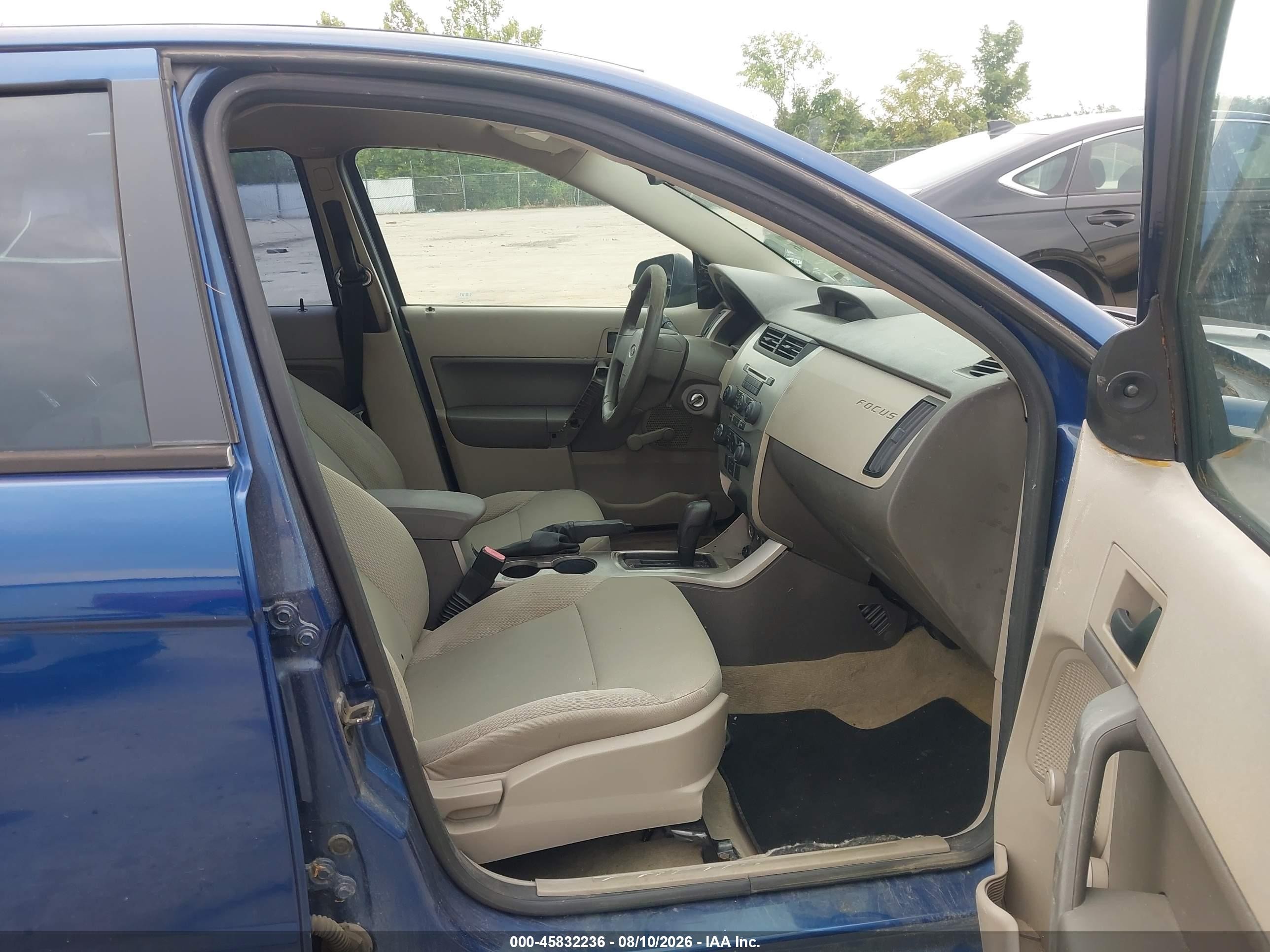 2009 Ford Focus S Blue vin: 1FAHP34N79W180597