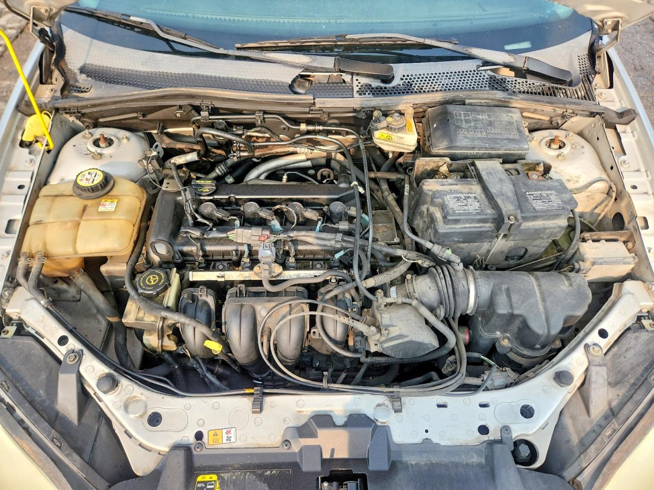 2007 Ford Focus Zx4 Silver vin: 1FAHP34N87W210879