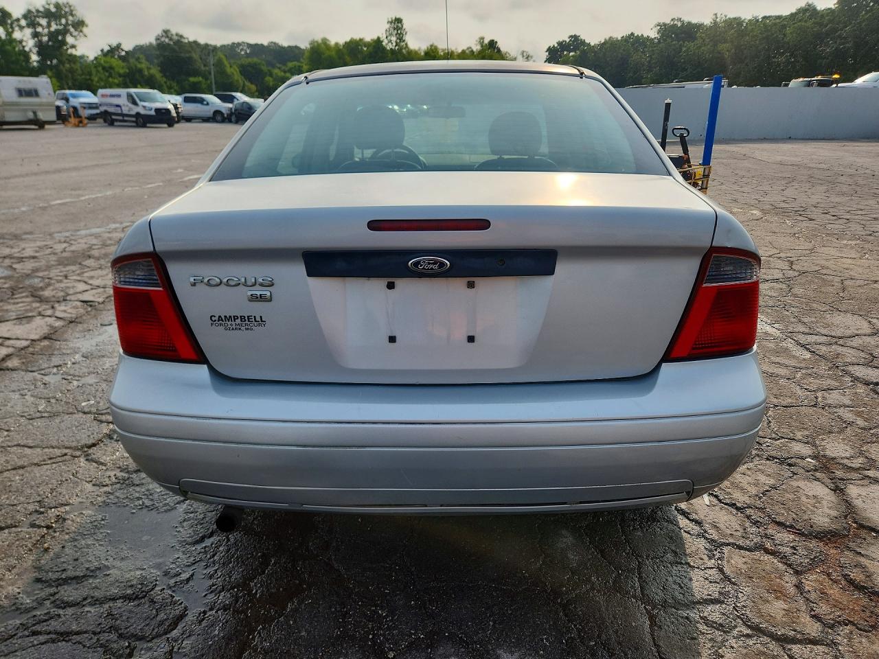 2007 Ford Focus Zx4 Silver vin: 1FAHP34N87W210879