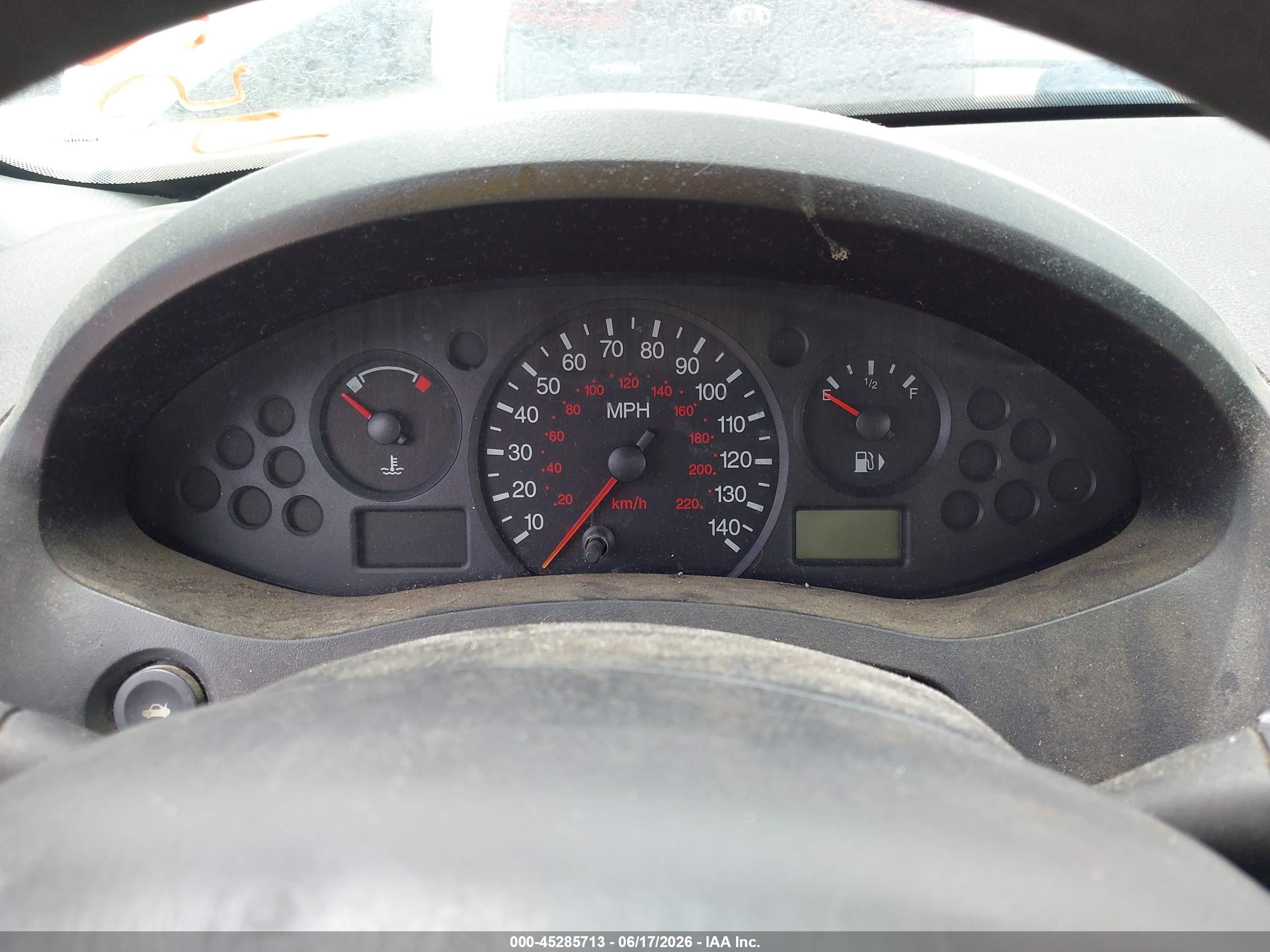 2007 Ford Focus S/se/ses White vin: 1FAHP34N87W271598