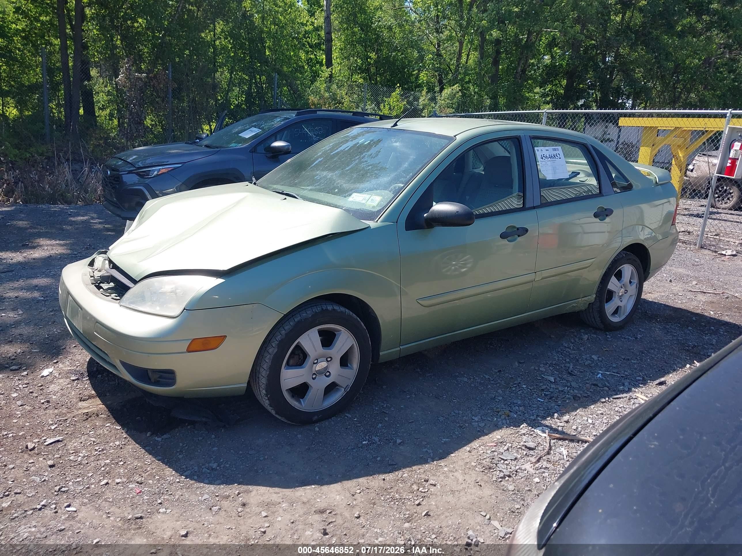 2007 Ford Focus S/se/ses Green vin: 1FAHP34N87W338183