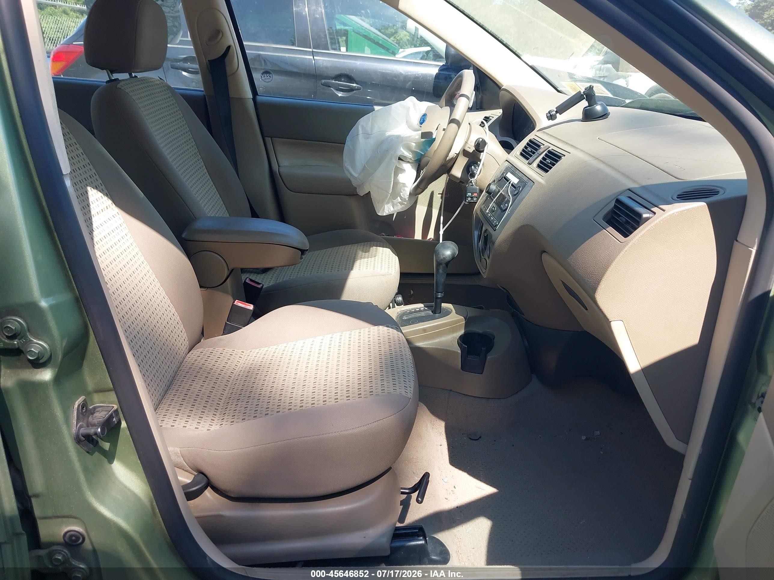 2007 Ford Focus S/se/ses Green vin: 1FAHP34N87W338183