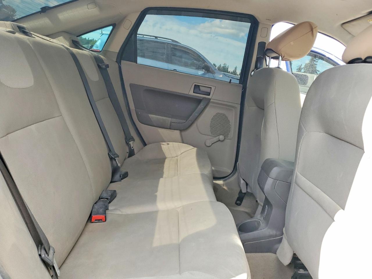 2008 Ford Focus S/se Blue vin: 1FAHP34N88W132430