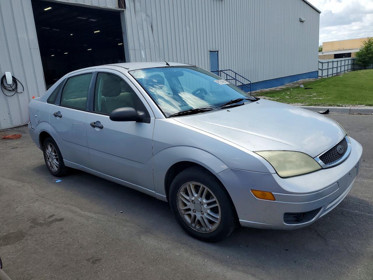 2006 Ford Focus Zx4 Silver vin: 1FAHP34N96W199681