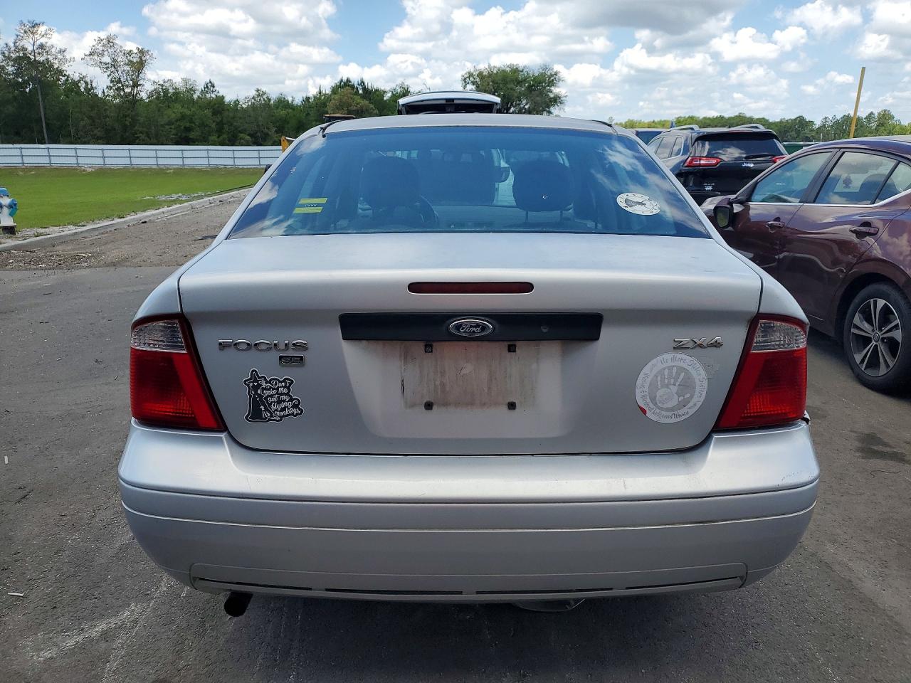 2006 Ford Focus Zx4 Silver vin: 1FAHP34N96W199681