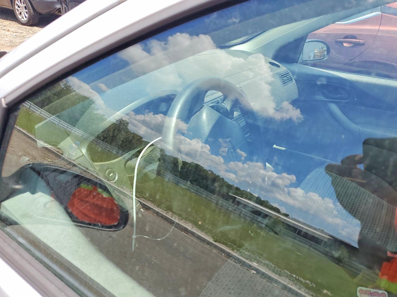 2006 Ford Focus Zx4 Silver vin: 1FAHP34N96W199681