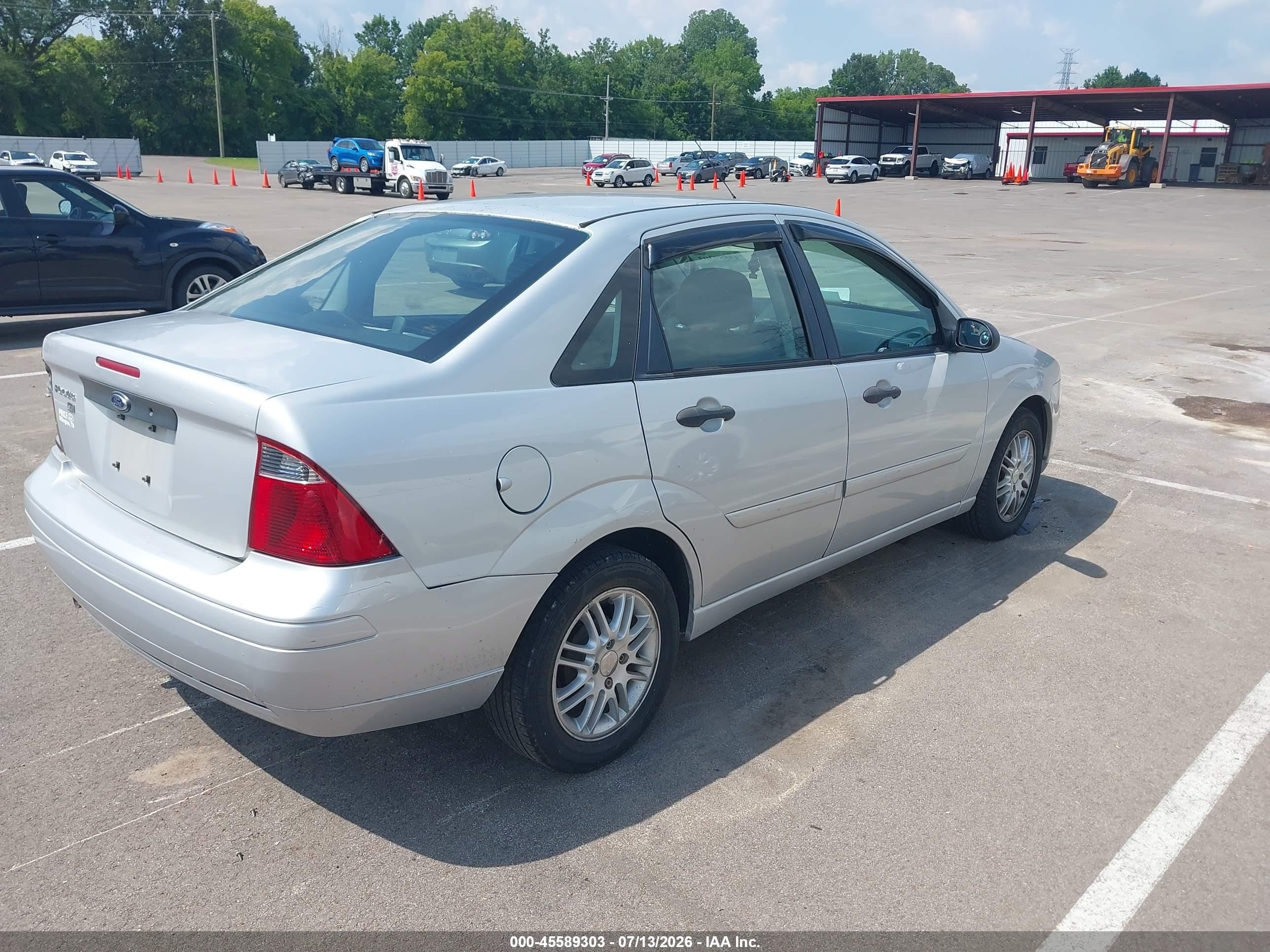 2007 Ford Focus S/se/ses Silver vin: 1FAHP34N97W137201