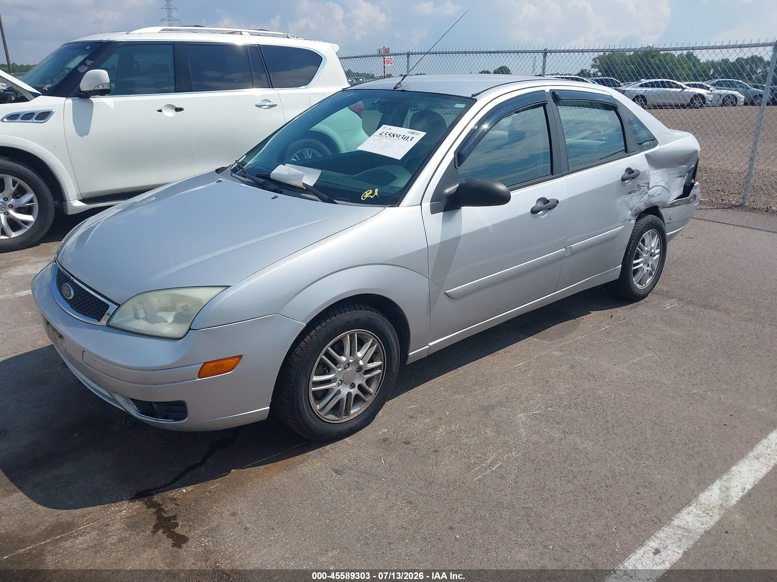 2007 Ford Focus S/se/ses Silver vin: 1FAHP34N97W137201