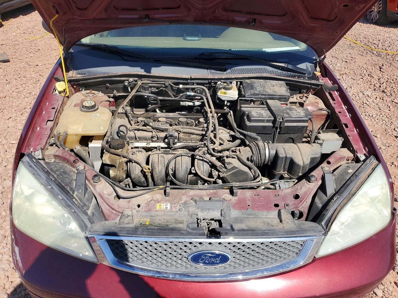 2007 Ford Focus Zx4/s/se/ses Burgundy vin: 1FAHP34N97W166472