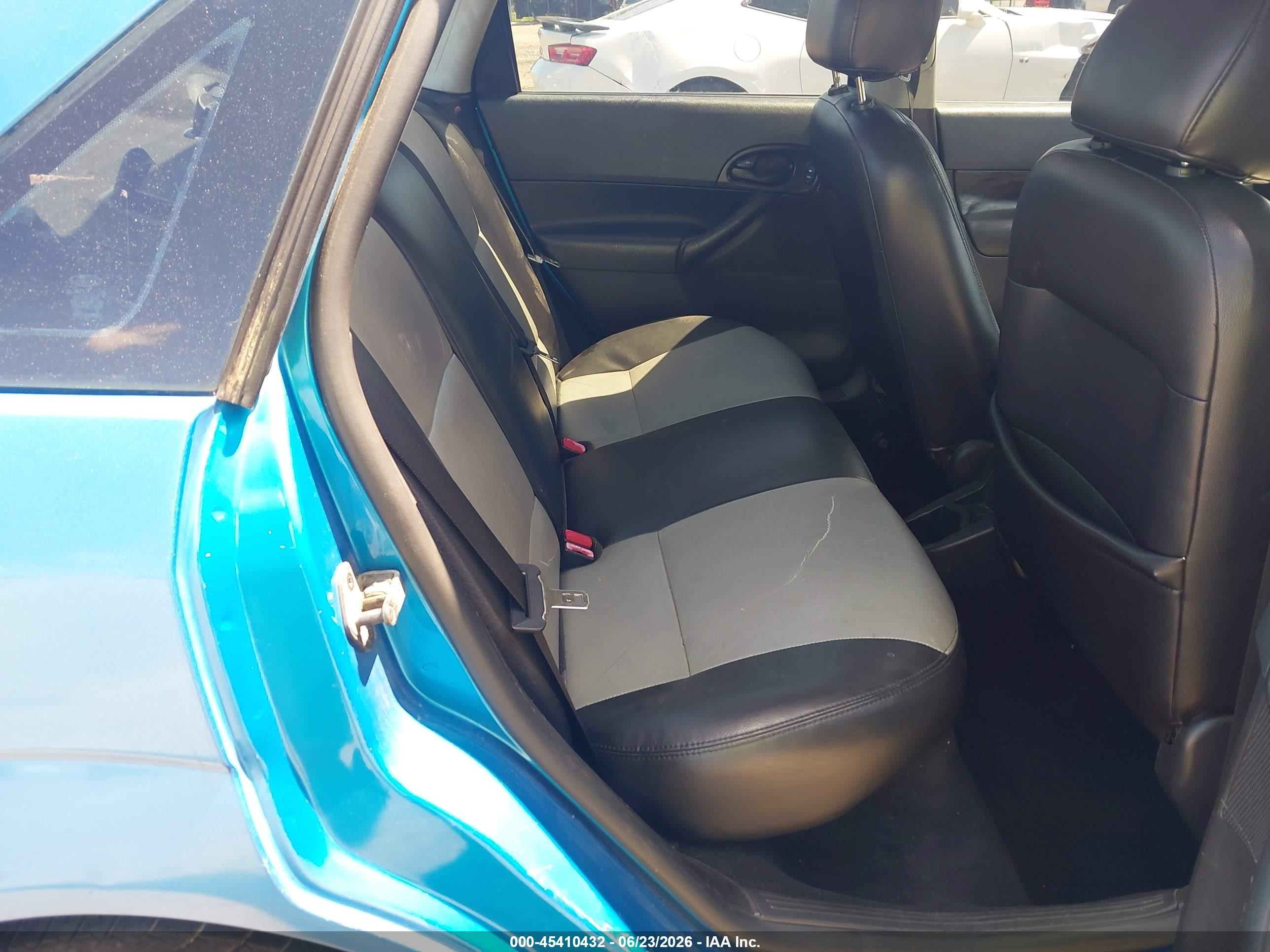 2007 Ford Focus S/se/ses Синий vin: 1FAHP34N97W244989