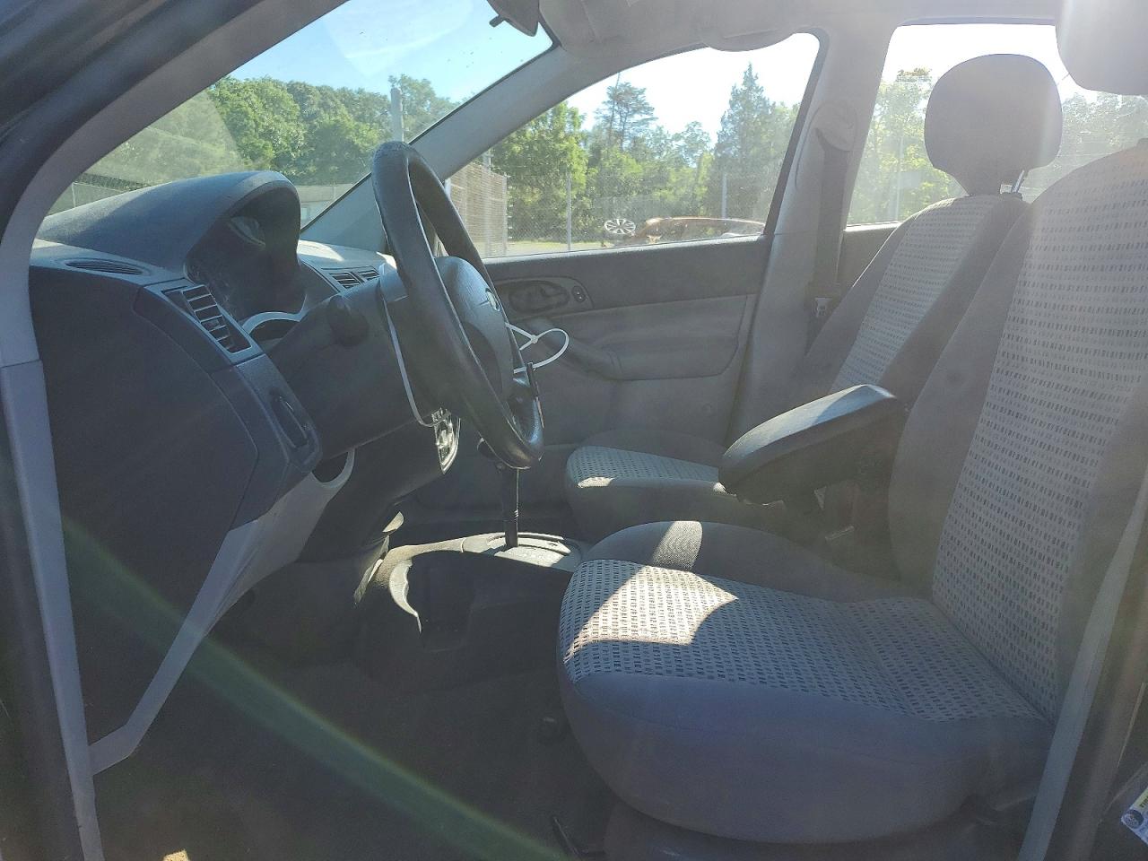 2007 Ford Focus Zx4 Black vin: 1FAHP34N97W307671