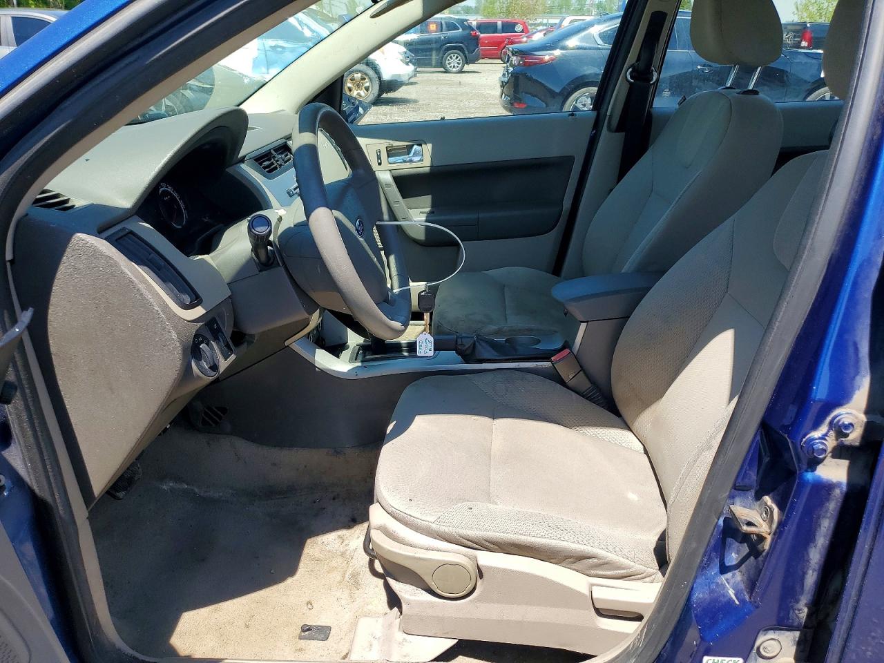 2008 Ford Focus S Blue vin: 1FAHP34N98W146966