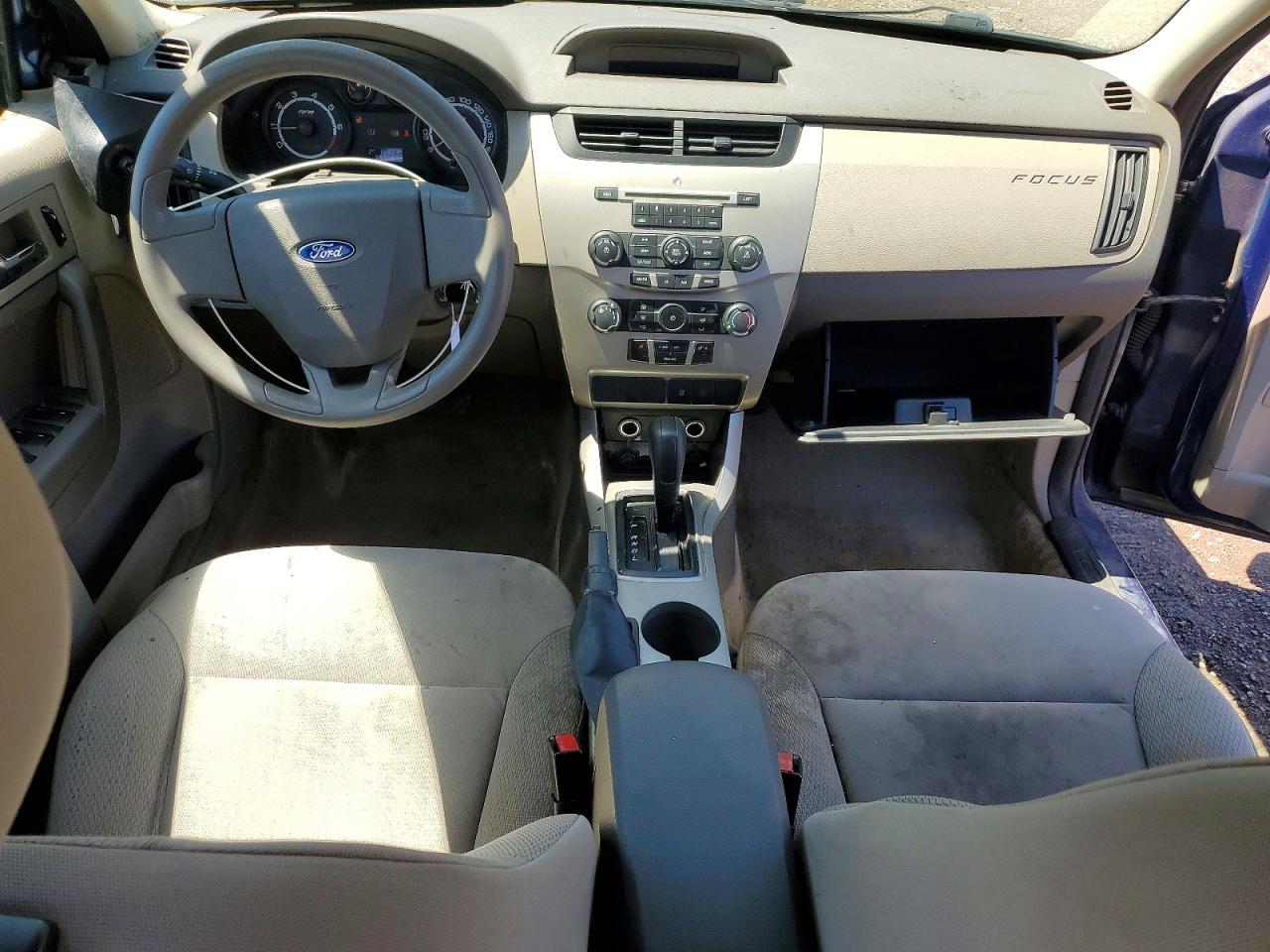 2008 Ford Focus S Blue vin: 1FAHP34N98W146966