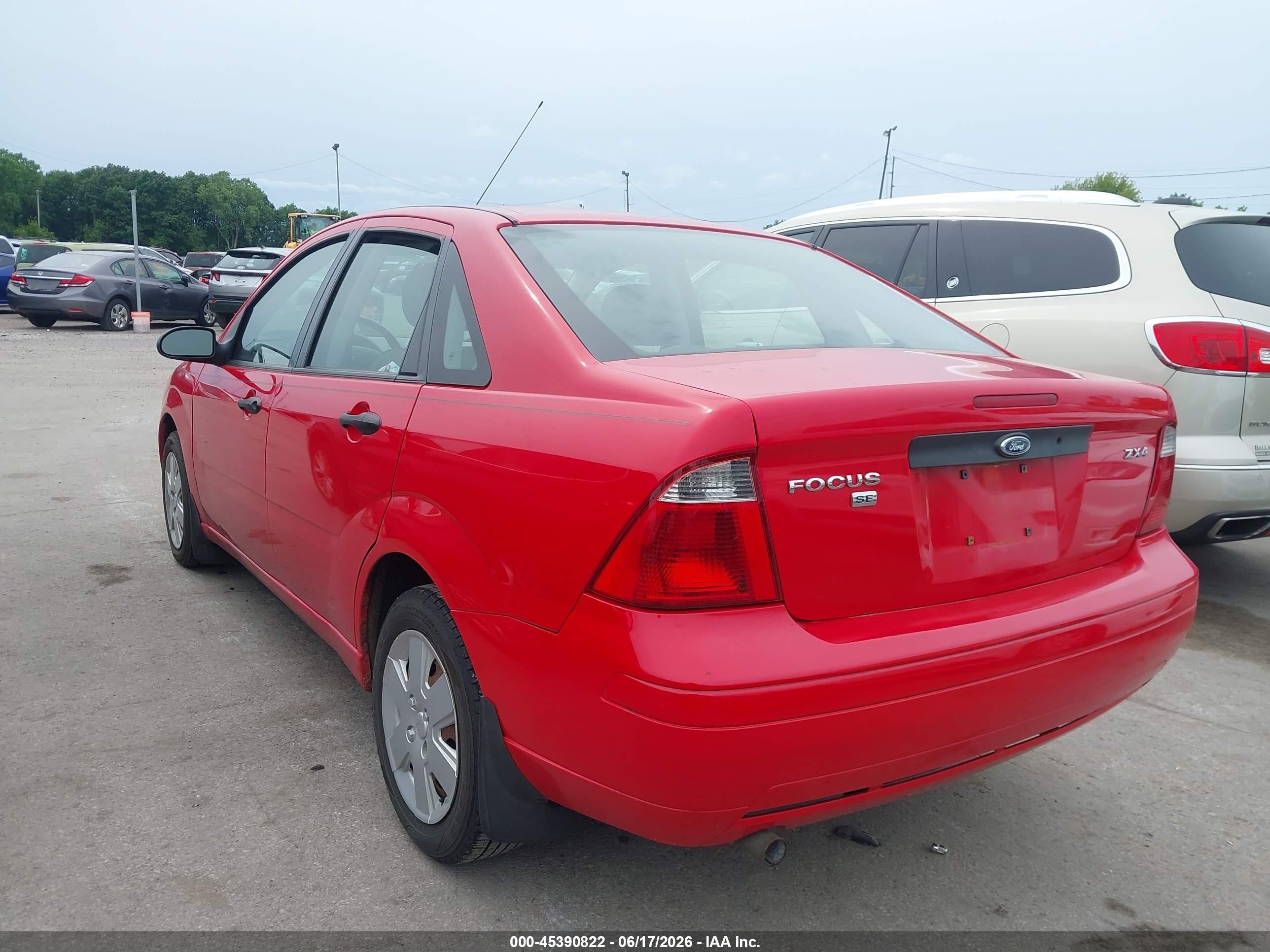 2006 Ford Focus Zx4 Красный vin: 1FAHP34NX6W130871