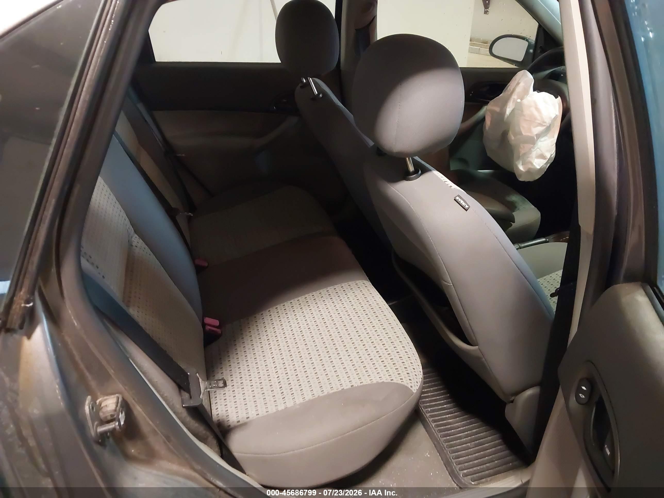 2007 Ford Focus S/se/ses Gray vin: 1FAHP34NX7W112906