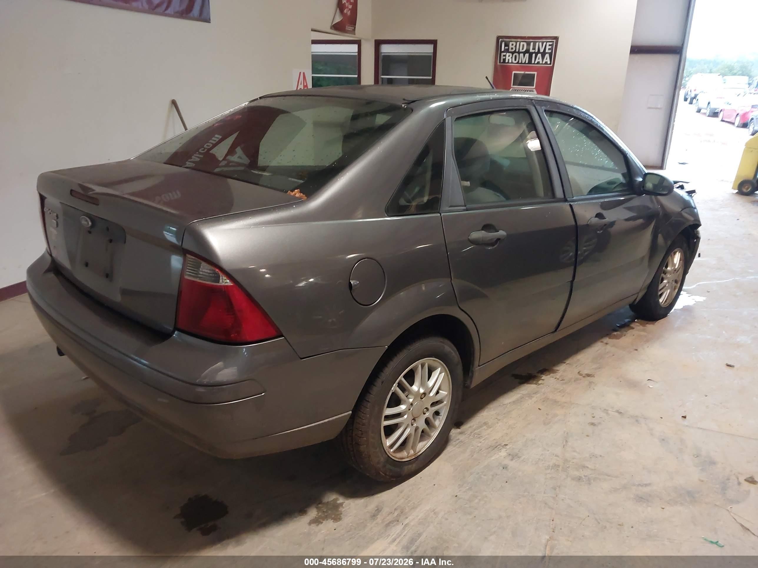 2007 Ford Focus S/se/ses Gray vin: 1FAHP34NX7W112906