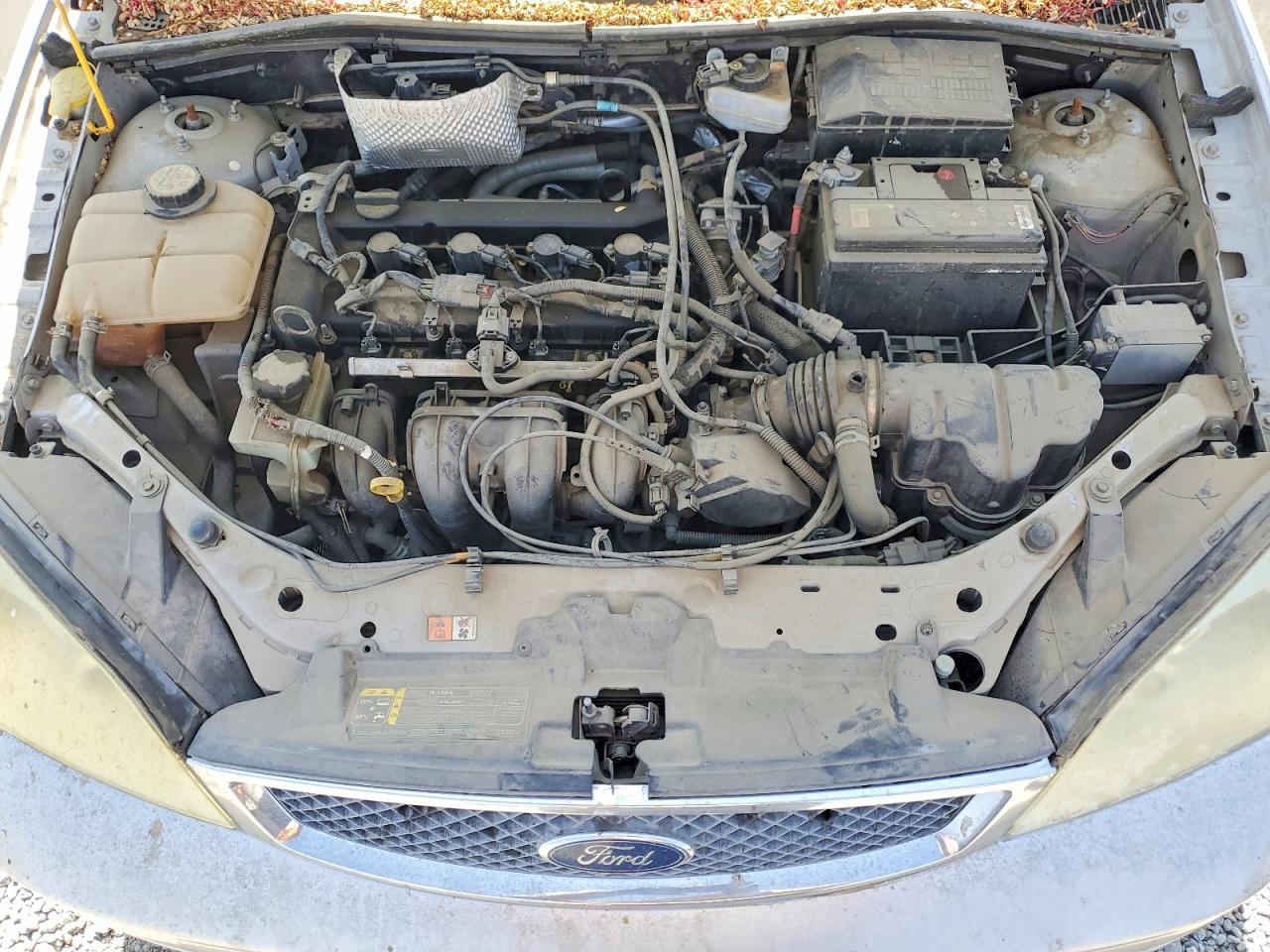 2007 Ford Focus Silver vin: 1FAHP34NX7W232124