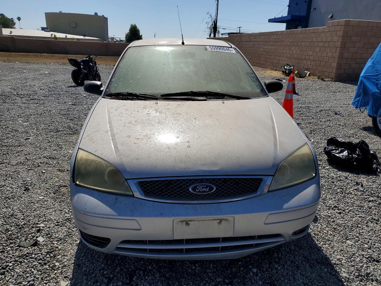 2007 Ford Focus Silver vin: 1FAHP34NX7W232124