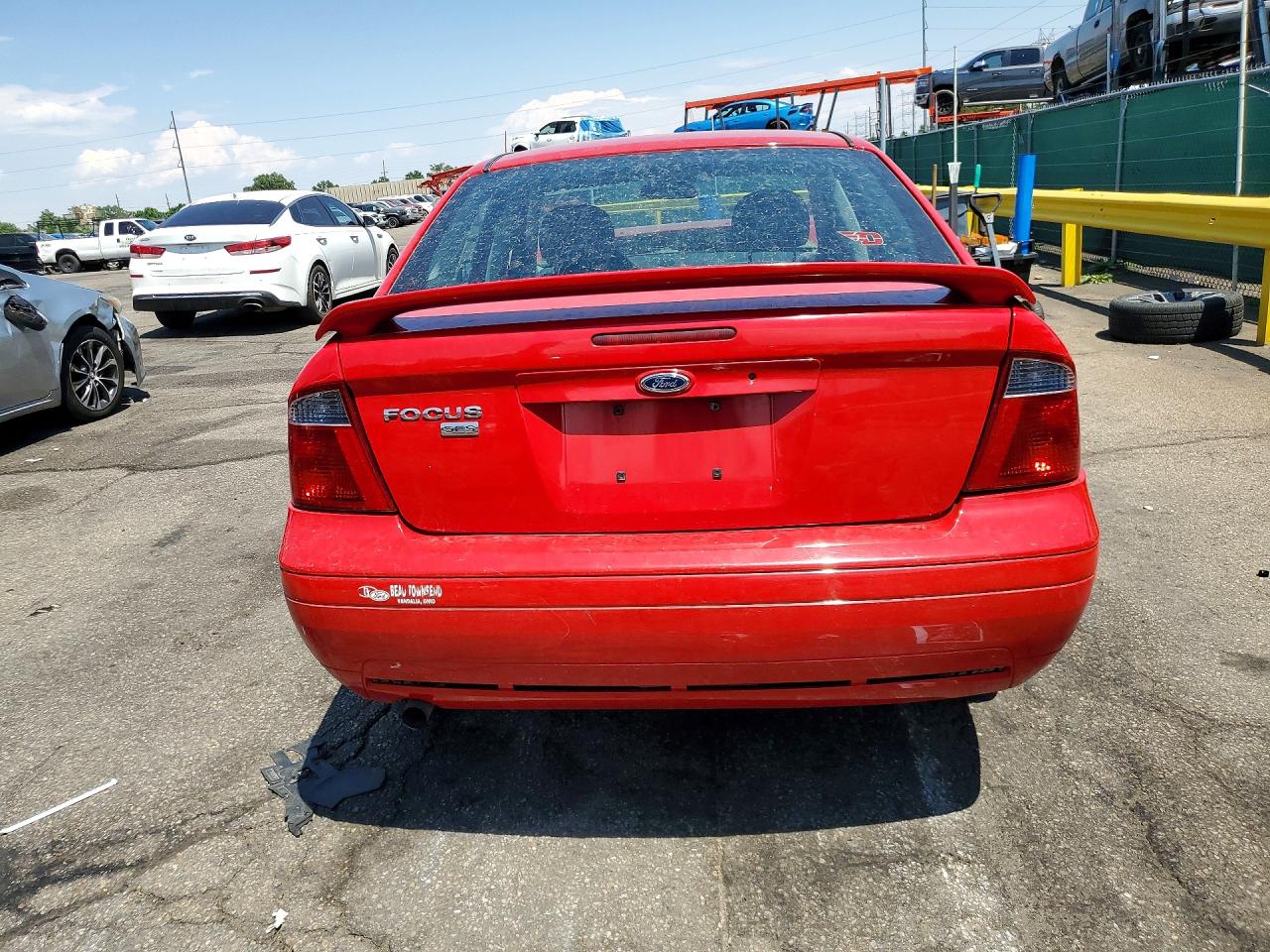 2007 Ford Focus Zx4 Red vin: 1FAHP34NX7W295532