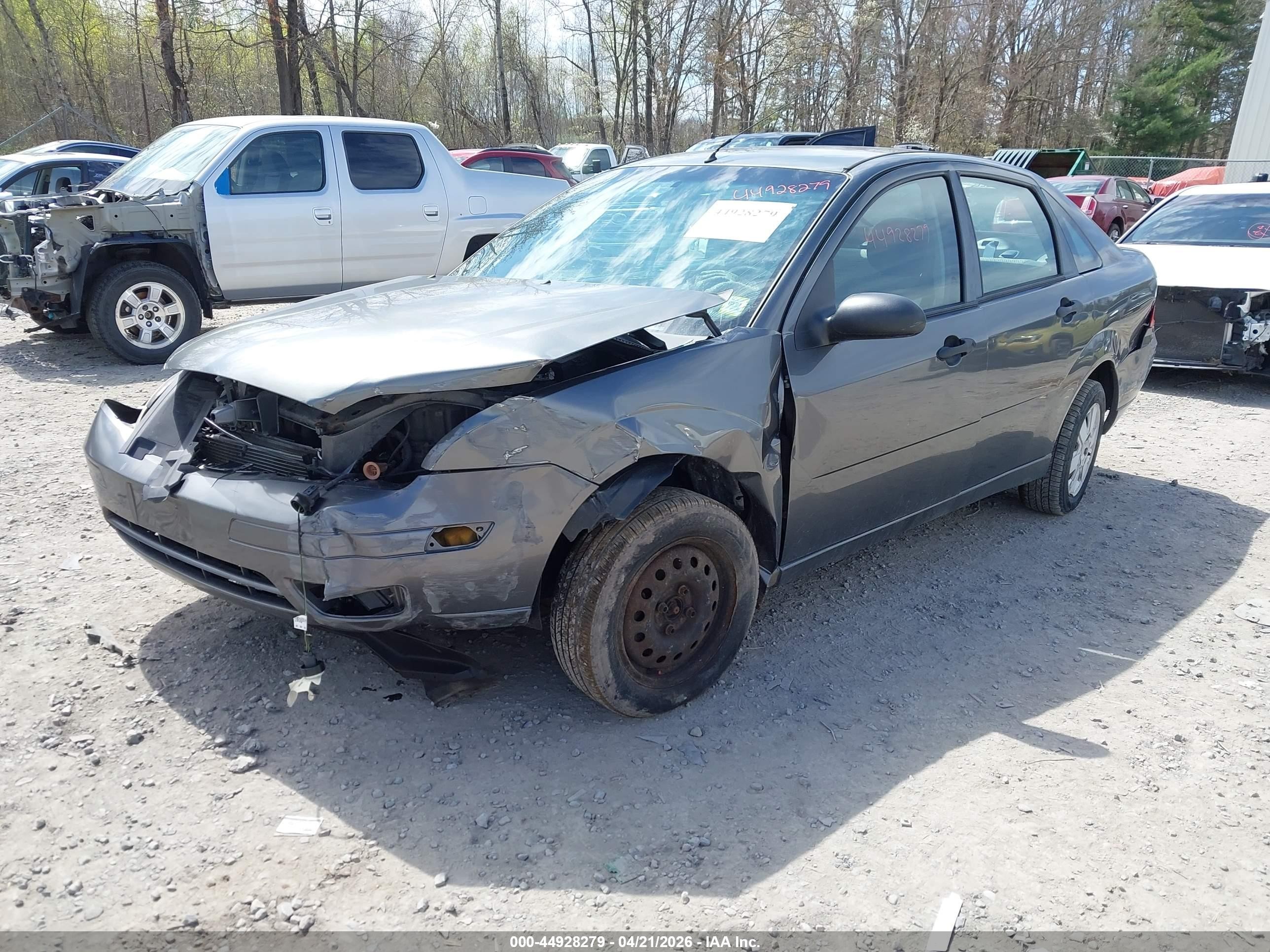 2007 Ford Focus S/se/ses Gray vin: 1FAHP34NX7W366017
