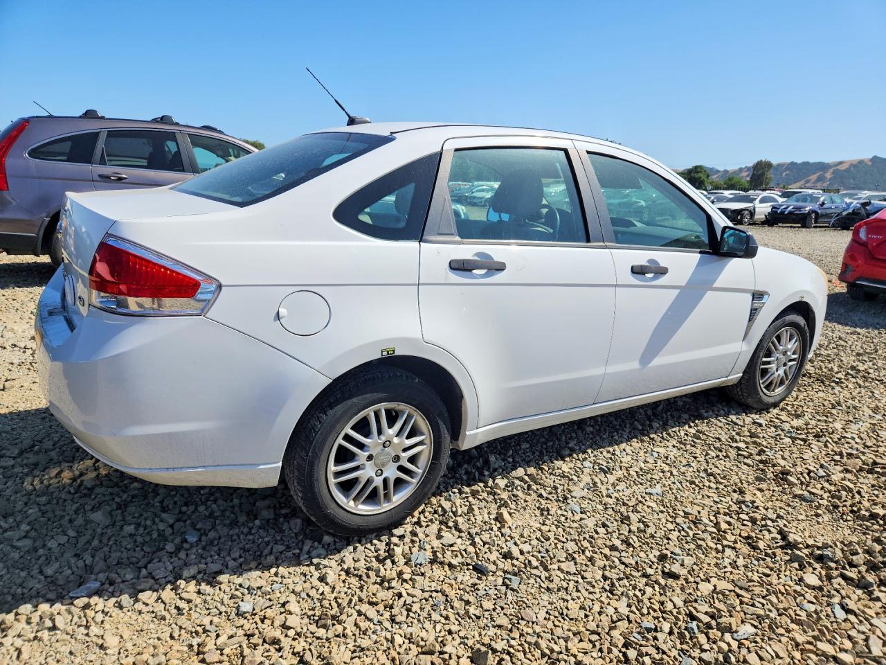 2008 Ford Focus Se White vin: 1FAHP35N08W120870