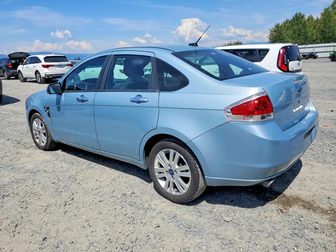 2008 Ford Focus Se Blue vin: 1FAHP35N08W124417