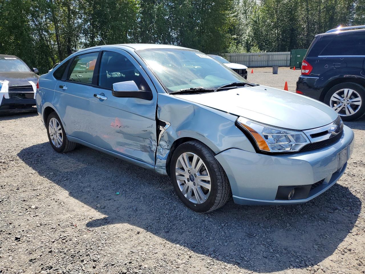 2008 Ford Focus Se Blue vin: 1FAHP35N08W124417
