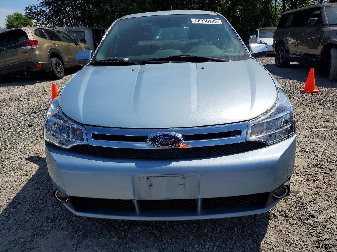 2008 Ford Focus Se Blue vin: 1FAHP35N08W124417