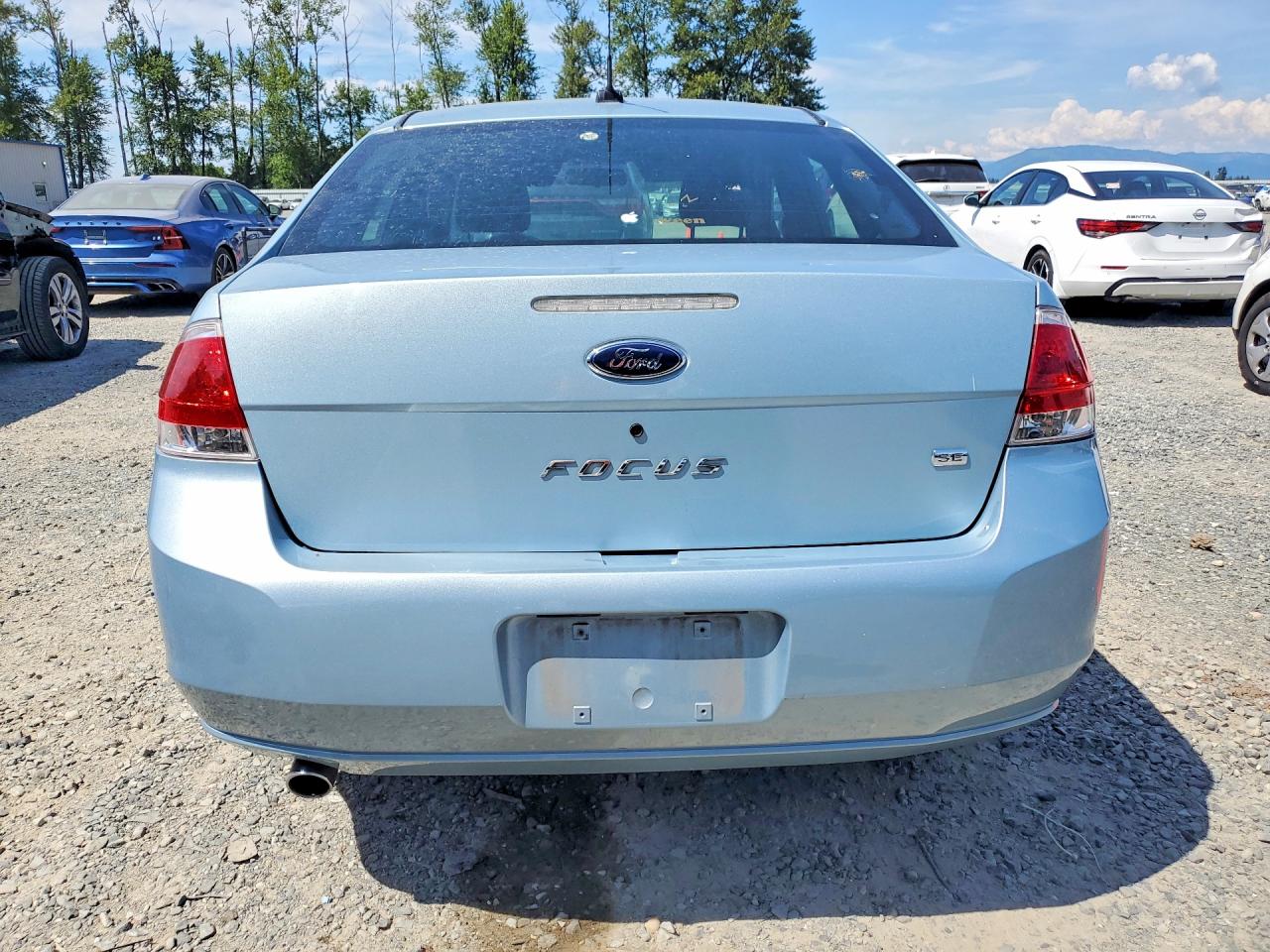 2008 Ford Focus Se Blue vin: 1FAHP35N08W124417