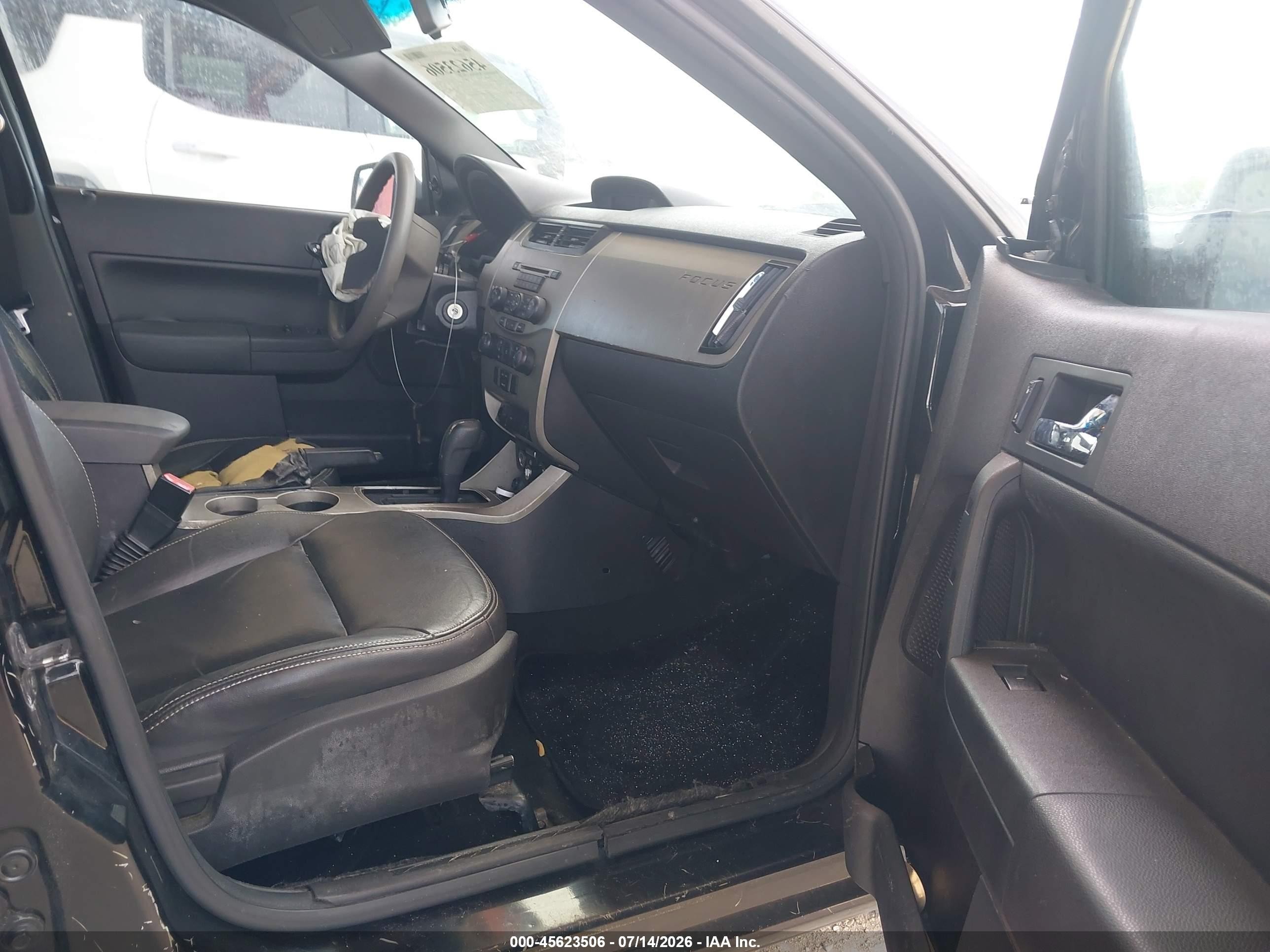 2008 Ford Focus Se/ses Black vin: 1FAHP35N08W143940