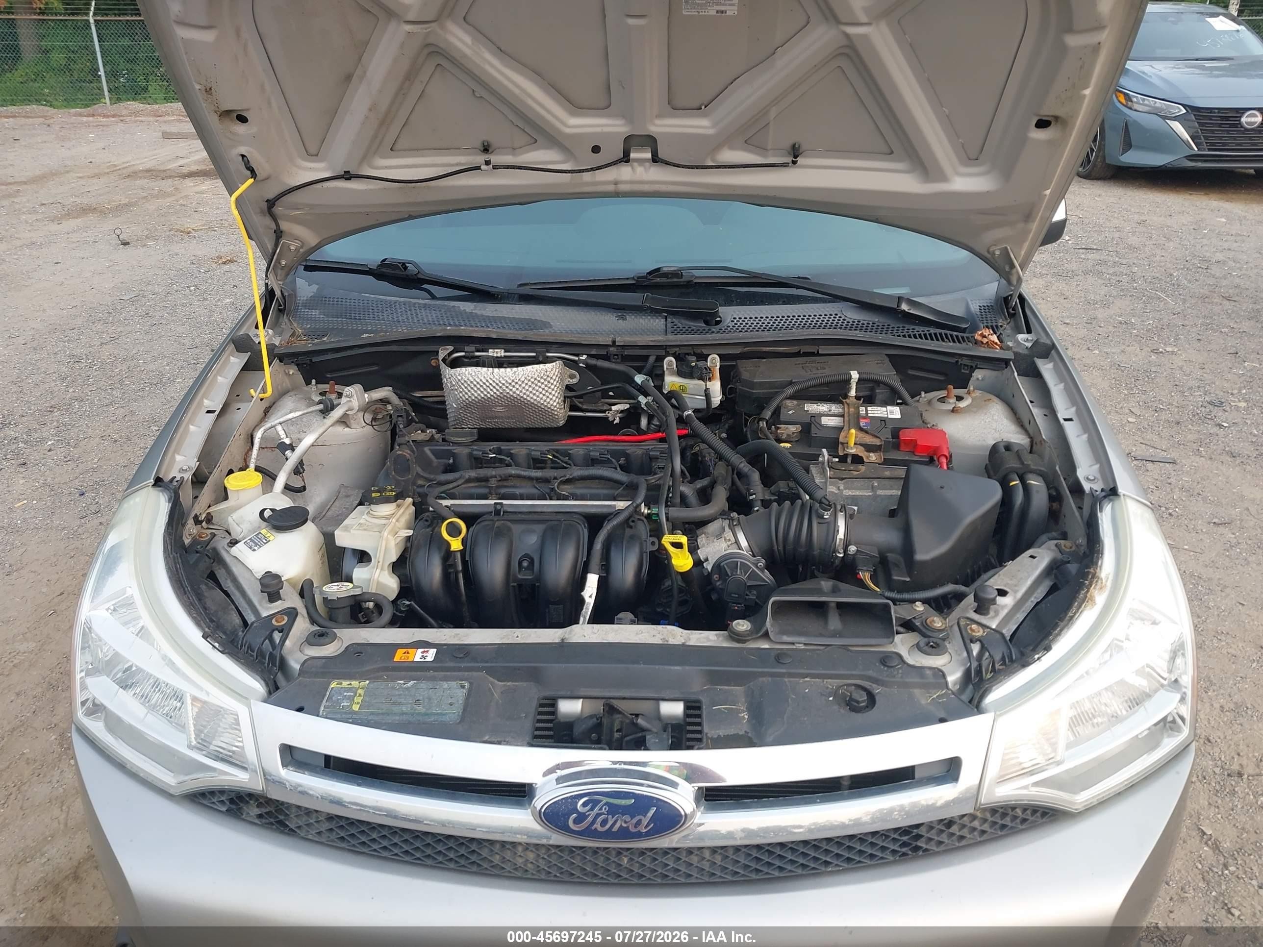2008 Ford Focus Se Silver vin: 1FAHP35N08W192832