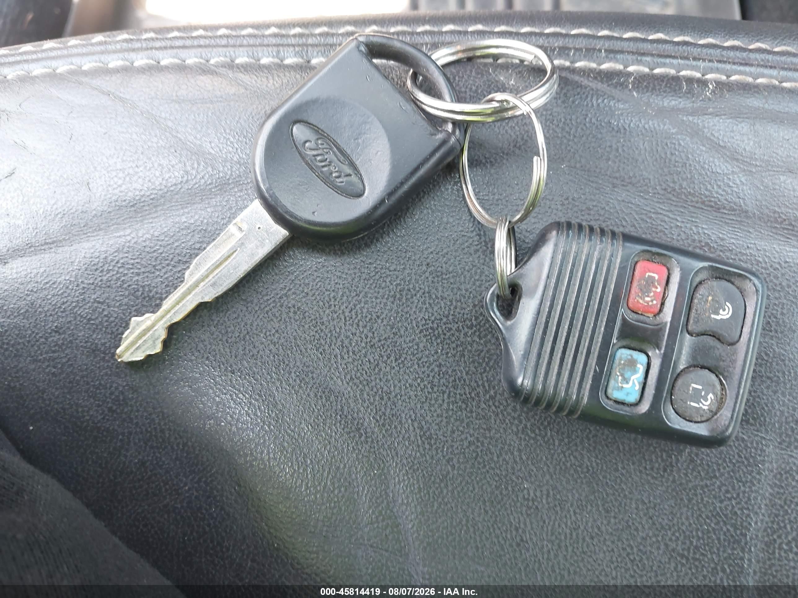2008 Ford Focus Se/ses Black vin: 1FAHP35N08W203036
