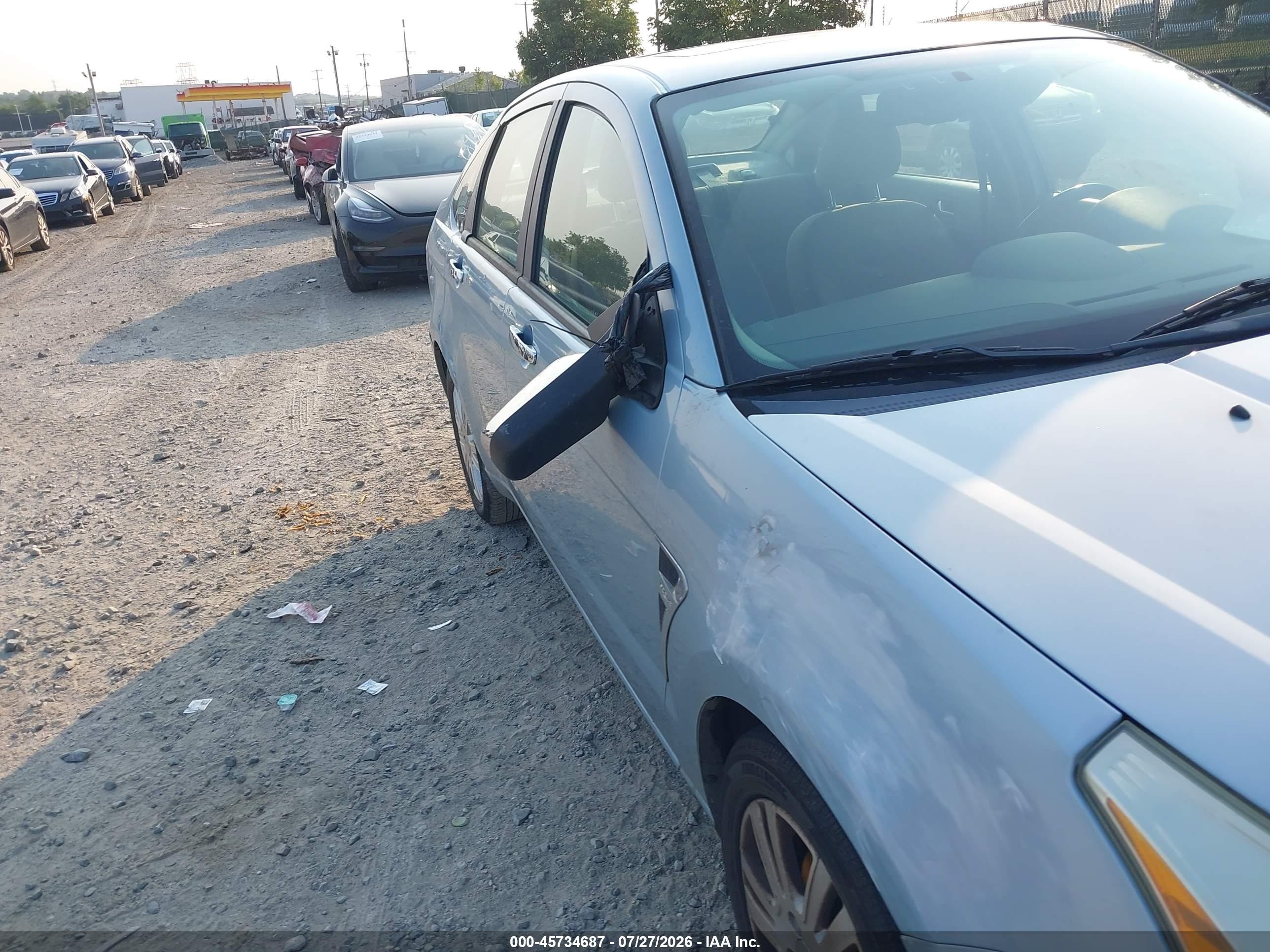 2008 Ford Focus Se/ses Silver vin: 1FAHP35N08W216112
