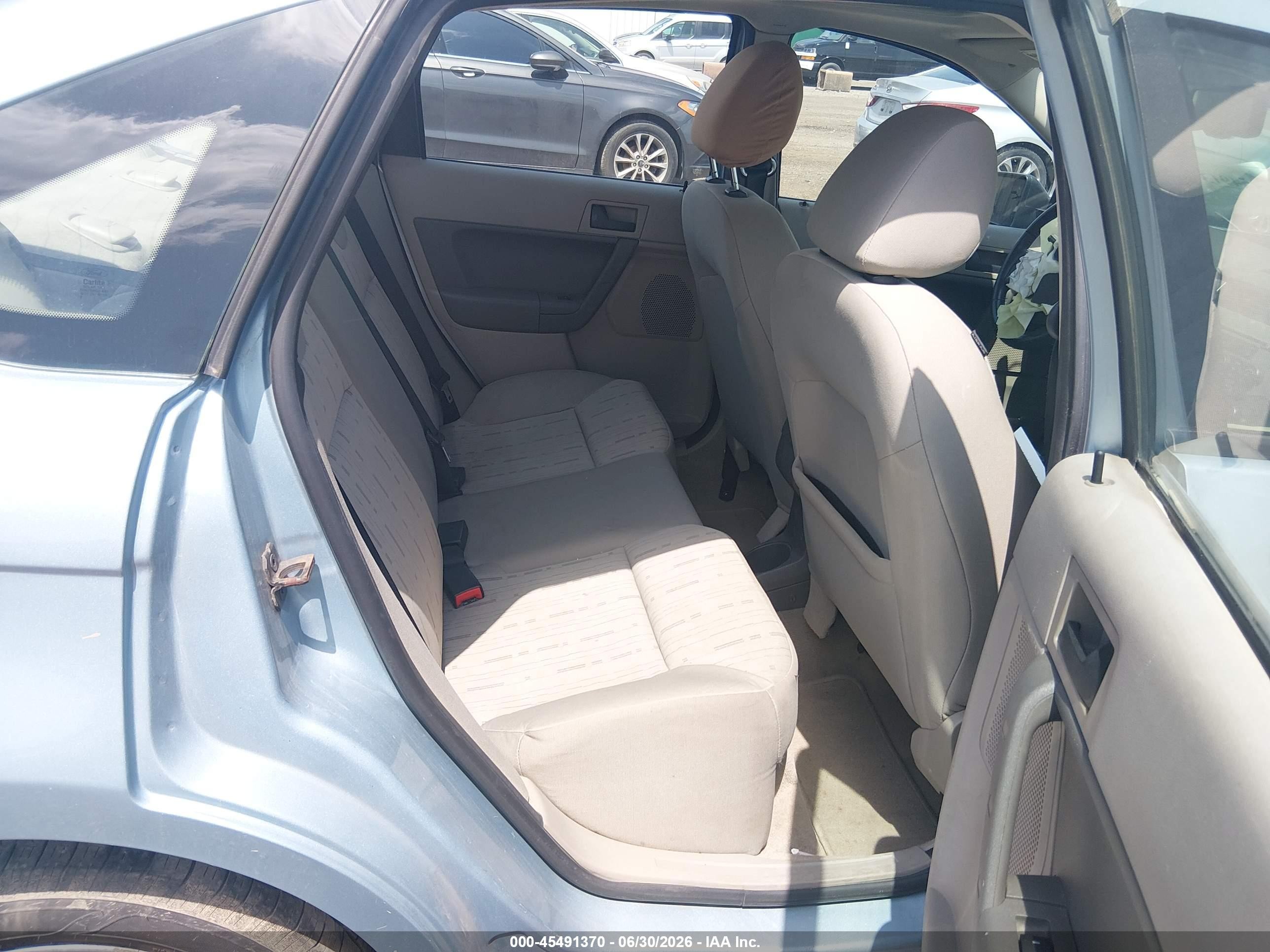 2008 Ford Focus Se Light Blue vin: 1FAHP35N08W249367