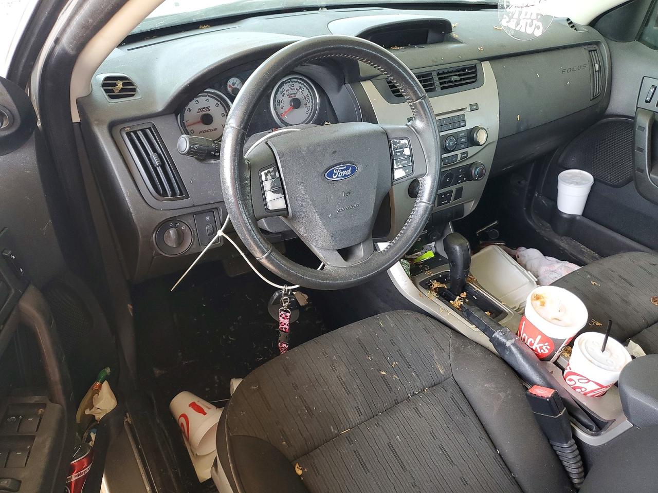 2008 Ford Focus Se Серебряный vin: 1FAHP35N08W256576