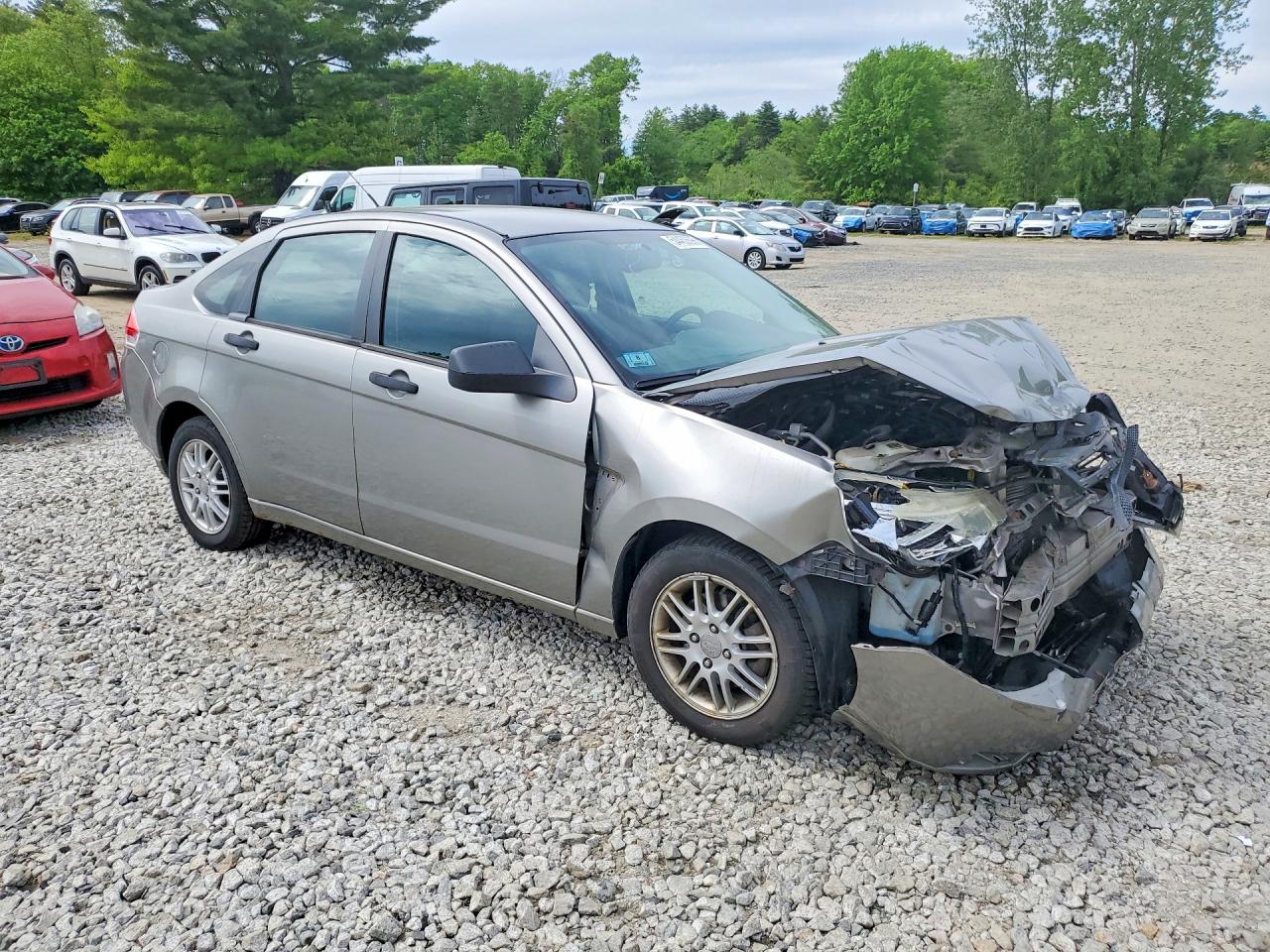 2008 Ford Focus Se Silver vin: 1FAHP35N08W260126